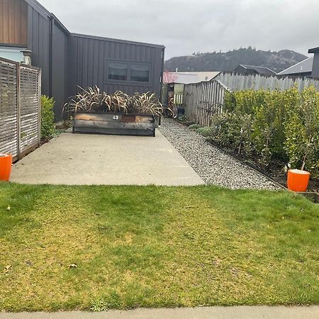 Cozy Stylish Studio Entry Off Northburn Road Wanaka Exterior photo