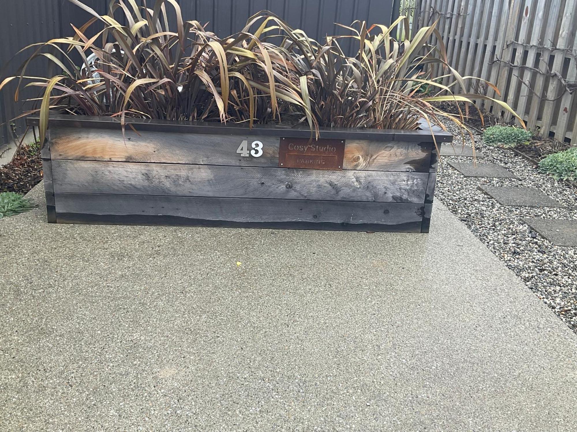 Cozy Stylish Studio Entry Off Northburn Road Wanaka Exterior photo